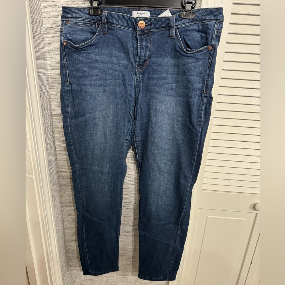 Kensie Skinny Jeans *Size 32*